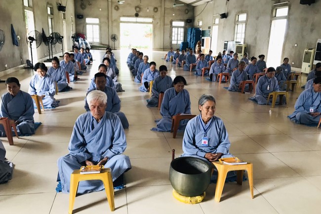 The 12th retreat “Practice as the Buddha's Teachings” at Dong Cao Pagoda